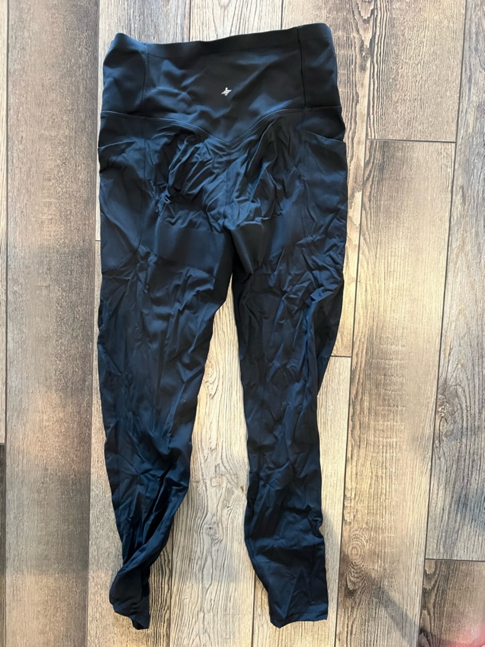 HALARA Black Performance Leggings - Picture 2 of 3